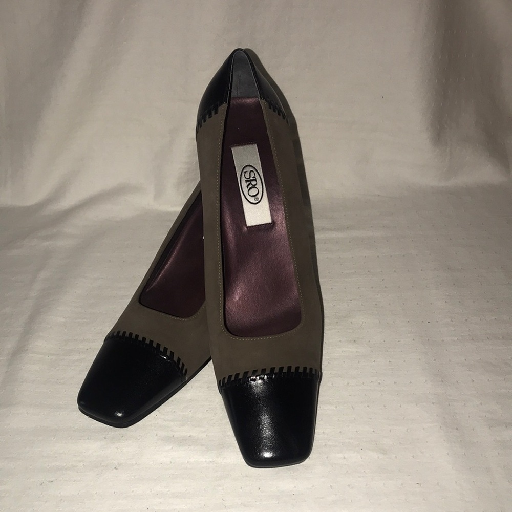 Women’s SRO Brown Suede Black Leather Heels- Size 10